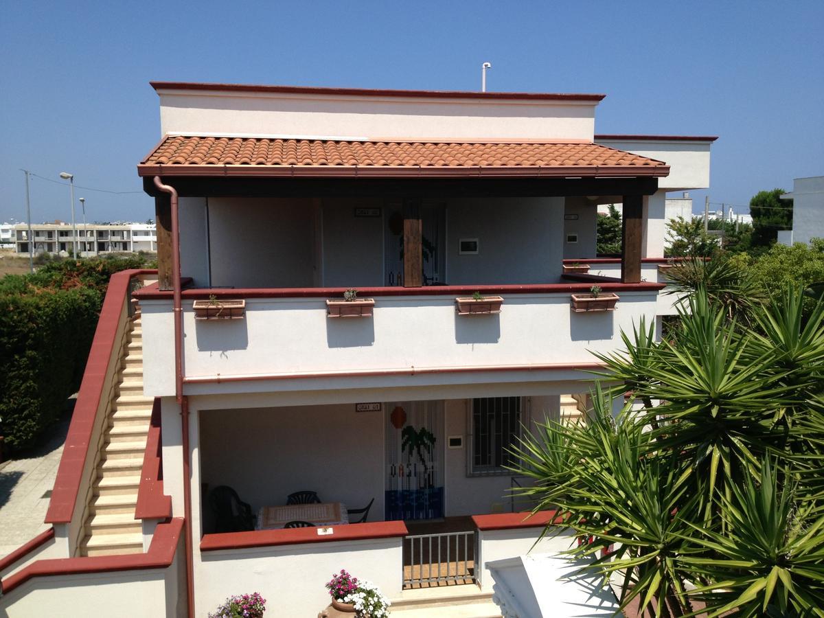Residence Mezzaluna Carovigno Bagian luar foto