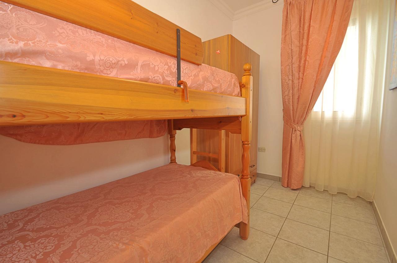 Residence Mezzaluna Carovigno Bagian luar foto